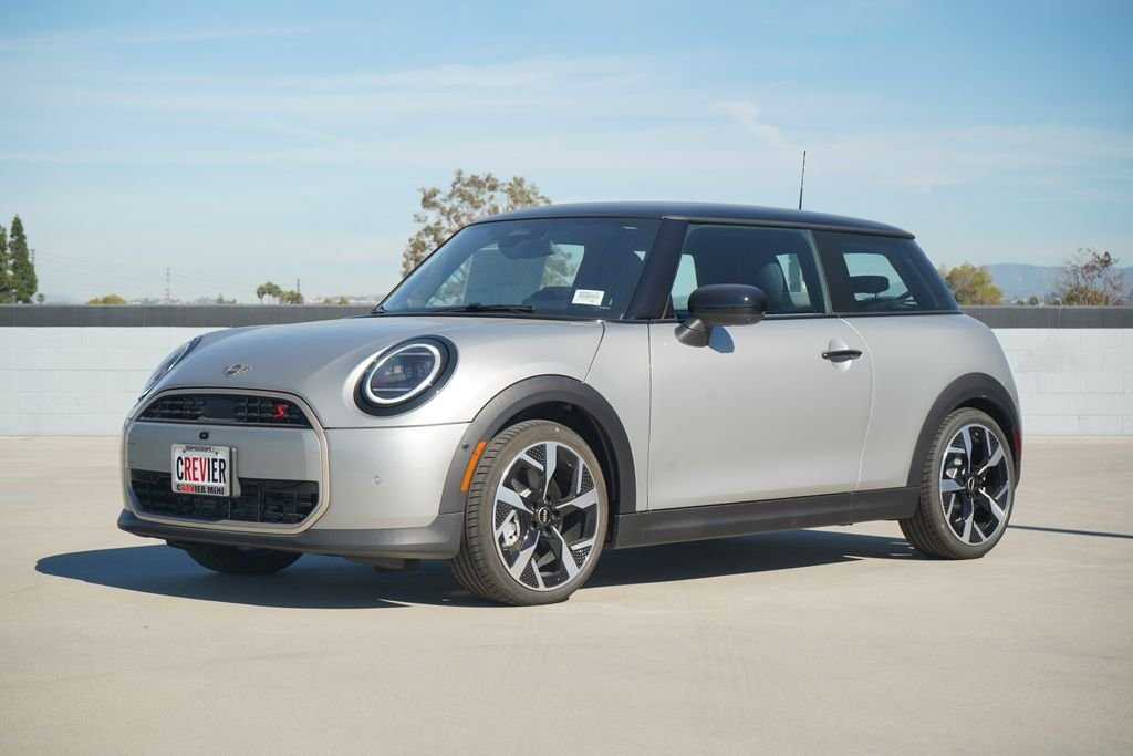 2026 MINI Hardtop Cooper S's photo