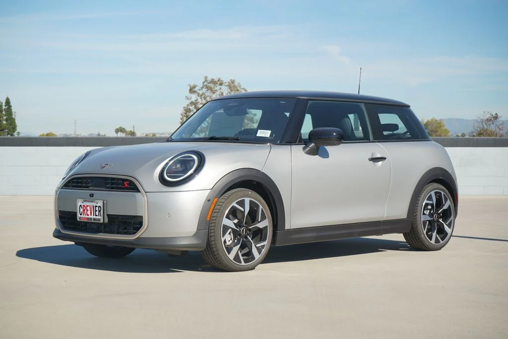 2026 MINI Hardtop Cooper S's photo