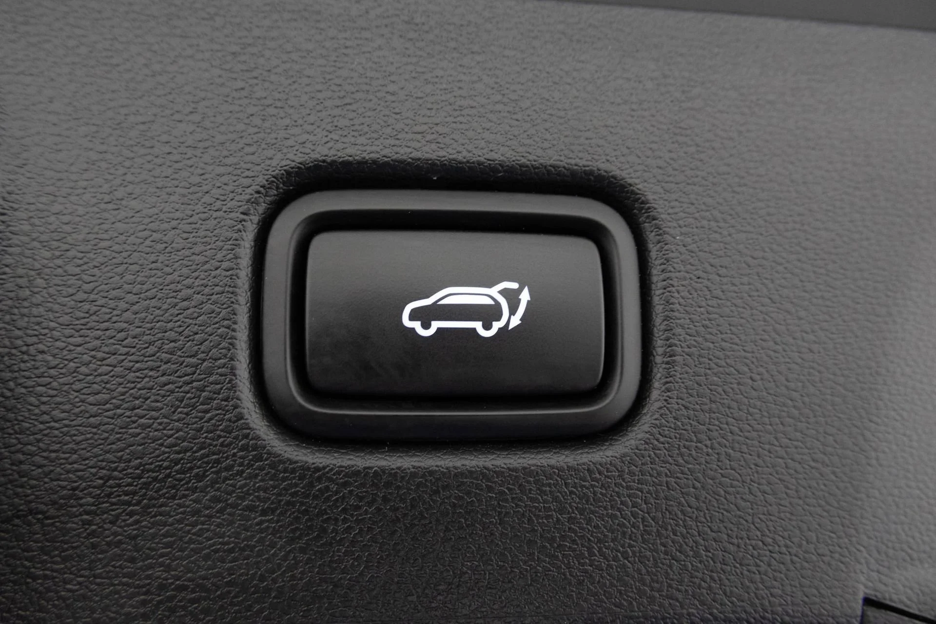 Used 2024  Hyundai SEL image 40