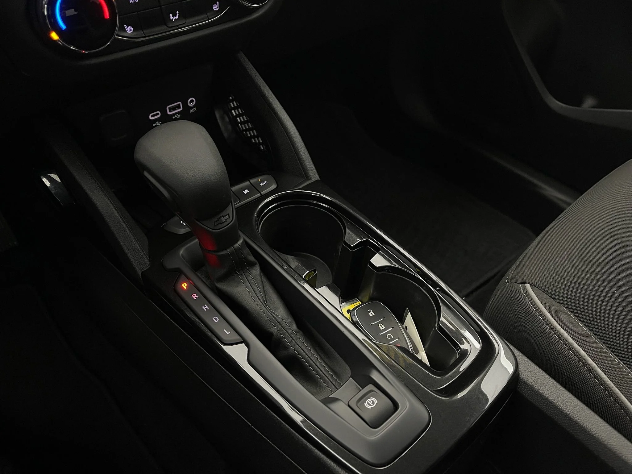 Used 2022 Mosaic Black Metallic Chevrolet LT image 25