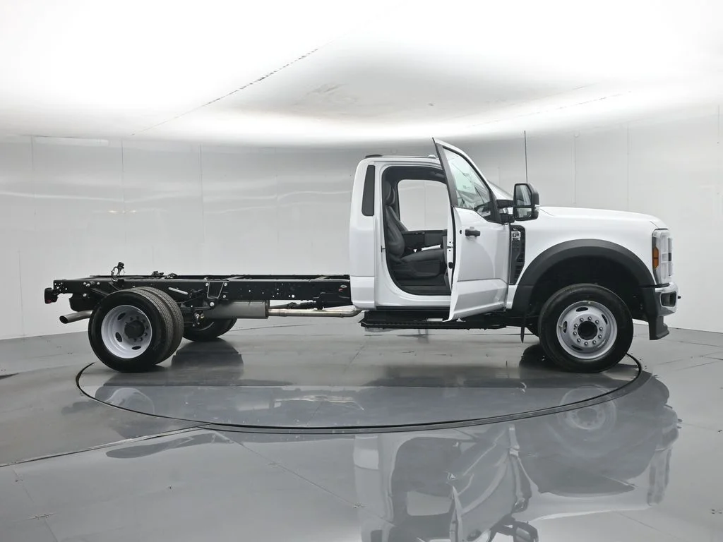 New 2026 White Ford XL image 28
