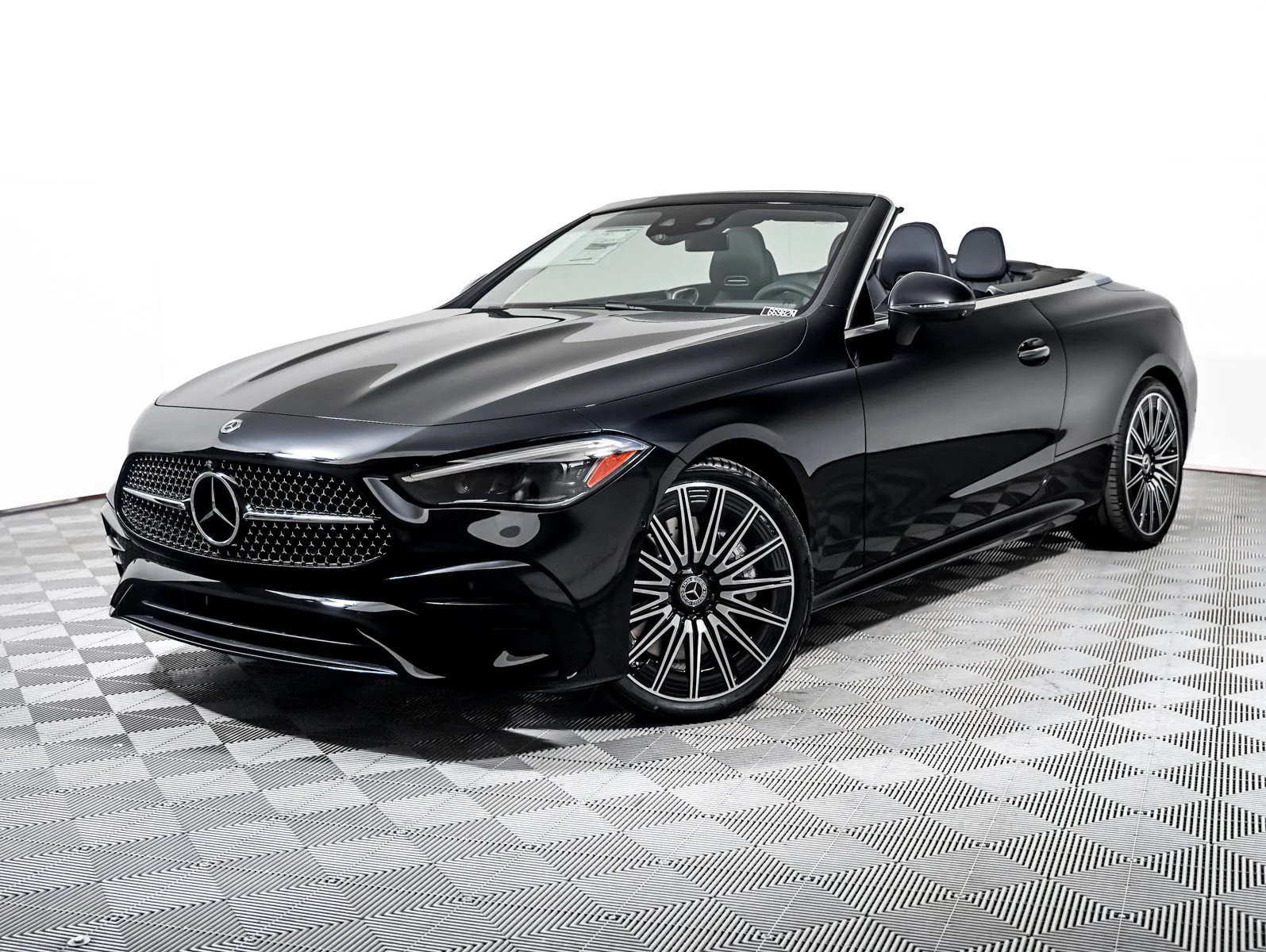 New 2027 Black Mercedes-Benz CLE 450 4MATIC® image 1