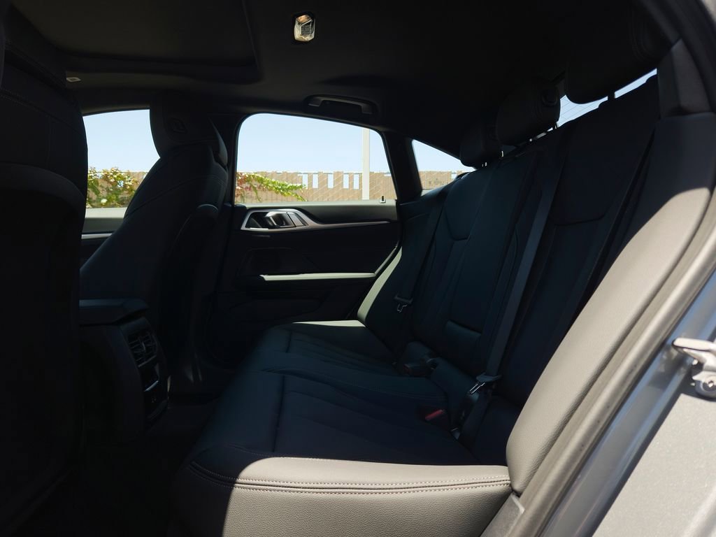 New 2026 Skyscraper Grey Metallic BMW eDrive40 image 9