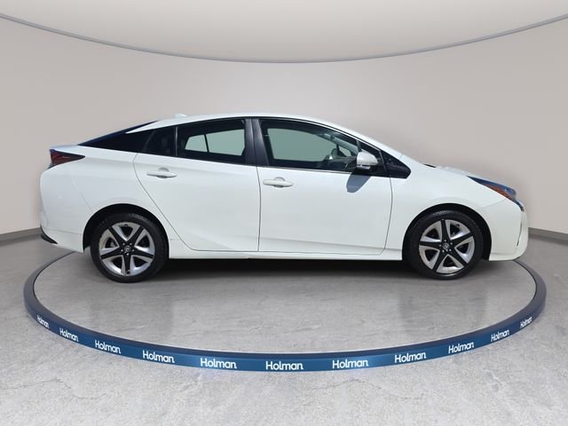 Used 2016 White Toyota Three Touring image 5