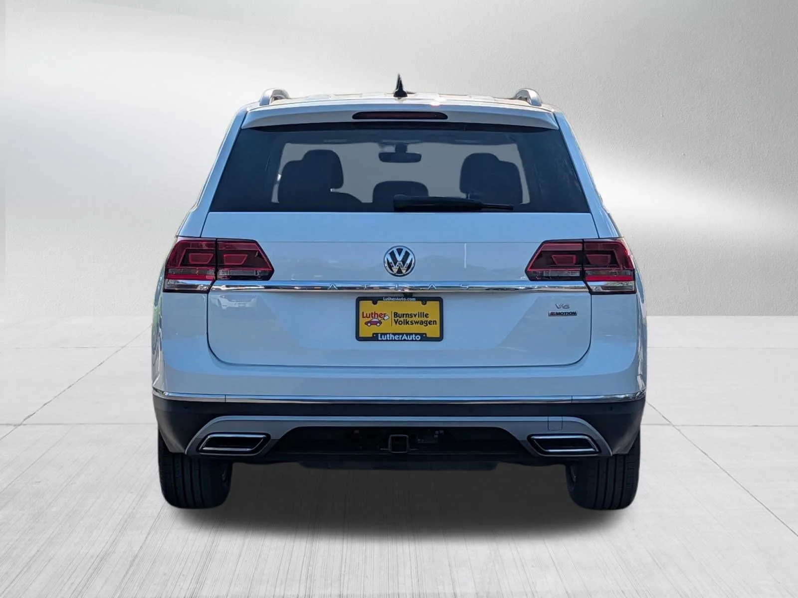 Used 2019 Pure White Volkswagen 3.6L V6 SEL image 6