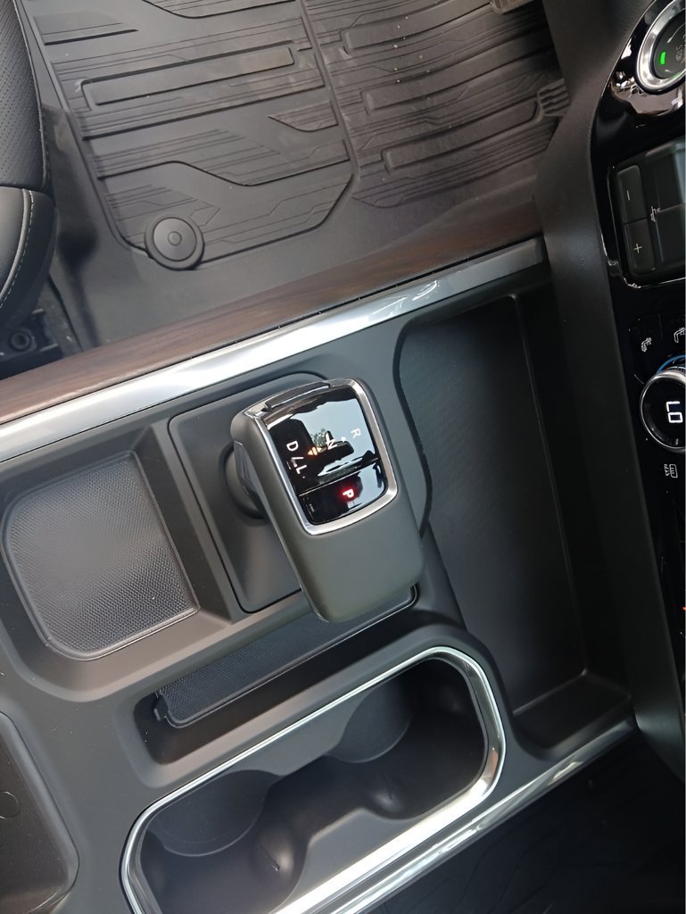New 2026 Onyx Black GMC SLT image 17