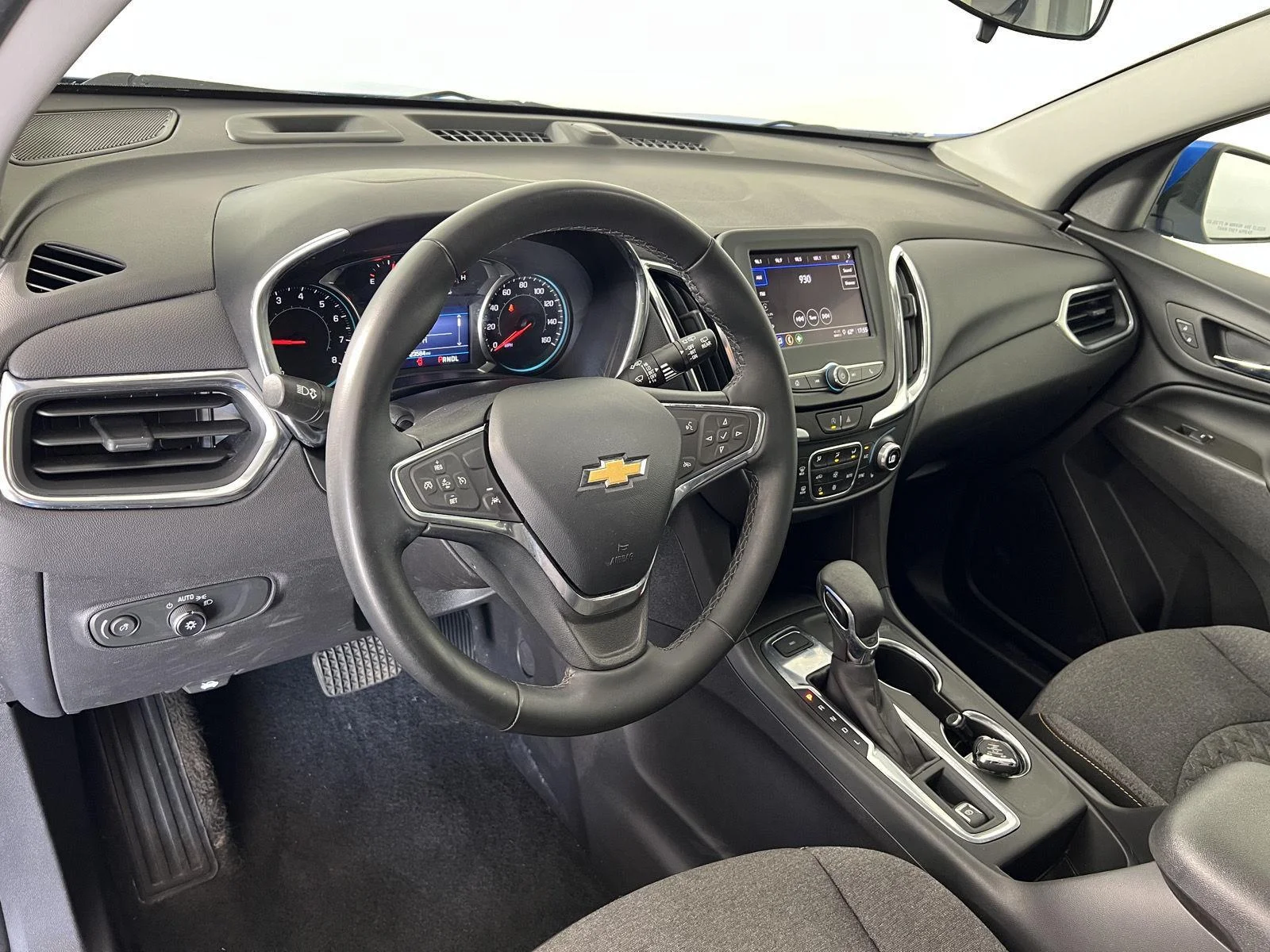 Used 2024 Riptide Blue Metallic Chevrolet LT image 4