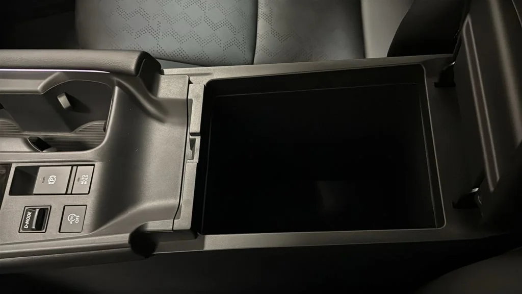 New 2026 Gray Nissan SR image 35