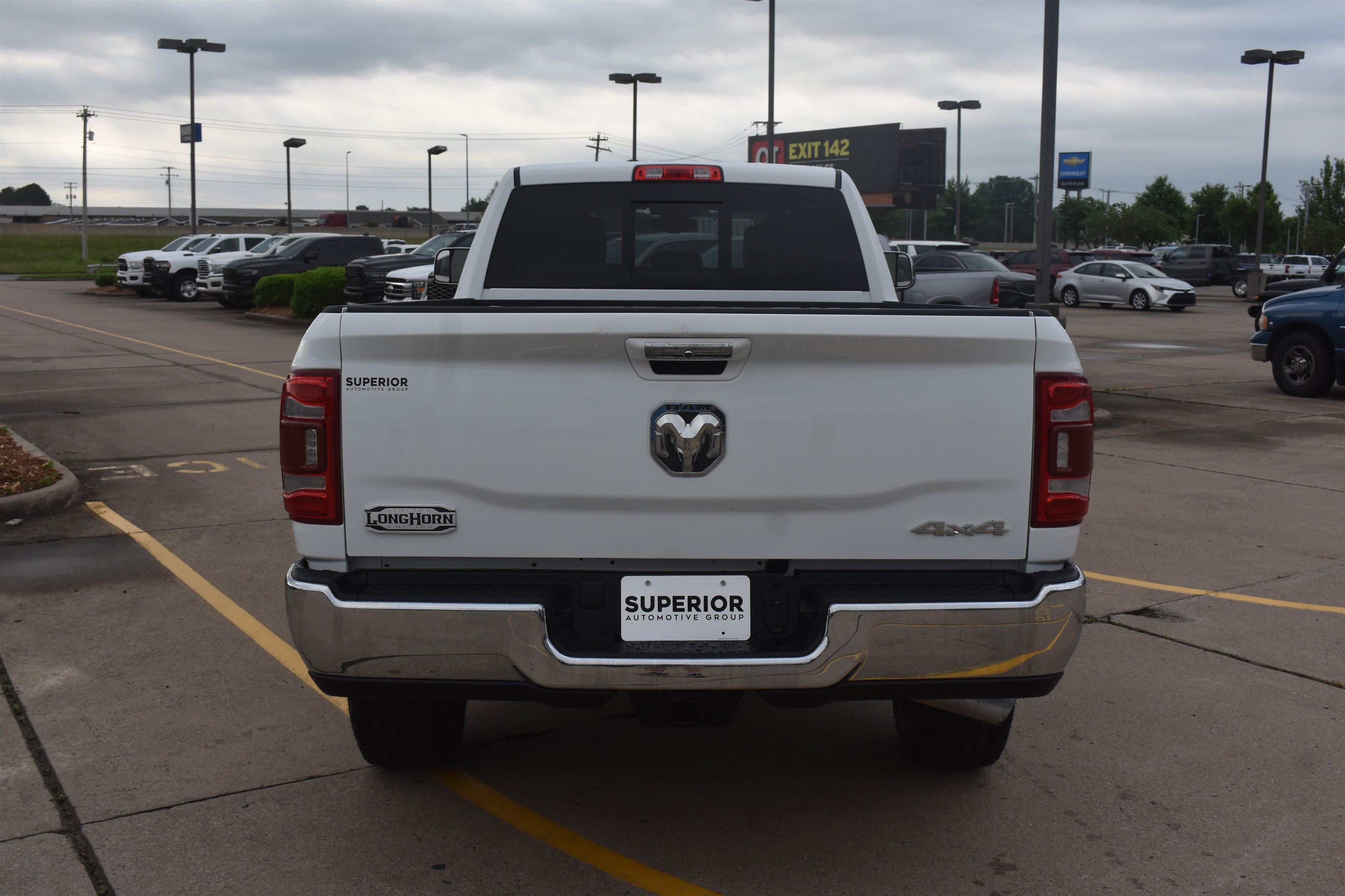 2022 RAM Ram 3500 Pickup Longhorn - Photo 6