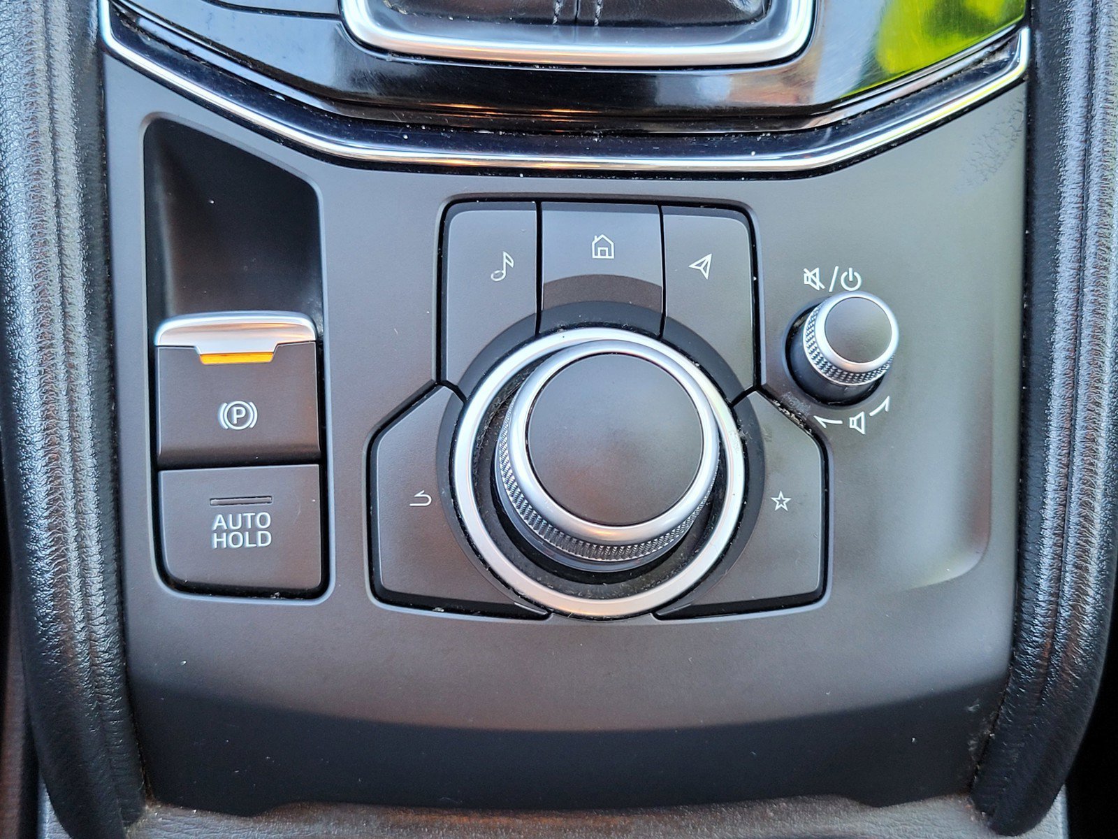 Used 2025 Jet Black Mica Mazda 2.5 S Preferred Package image 22