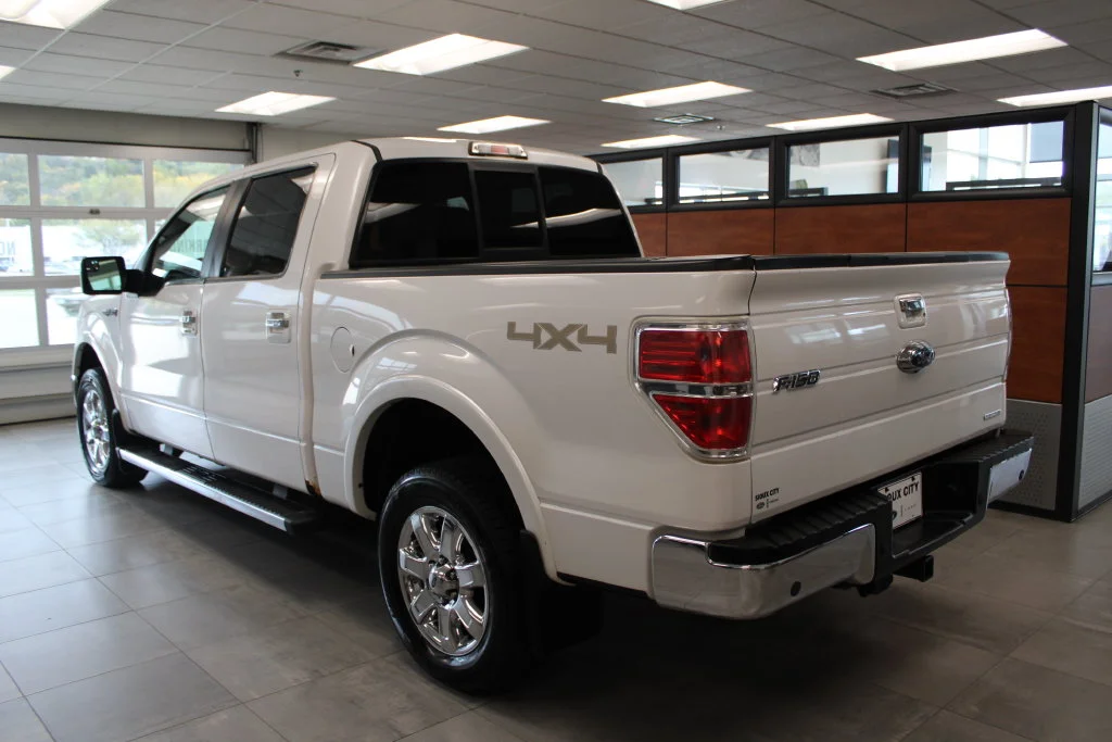 Used 2014 White Platinum Tri-Coat Metallic Ford Lariat image 6