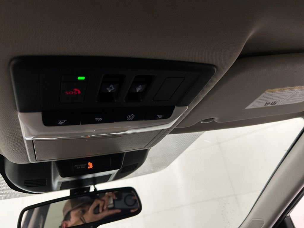 Used 2021 Gray Nissan SL image 29