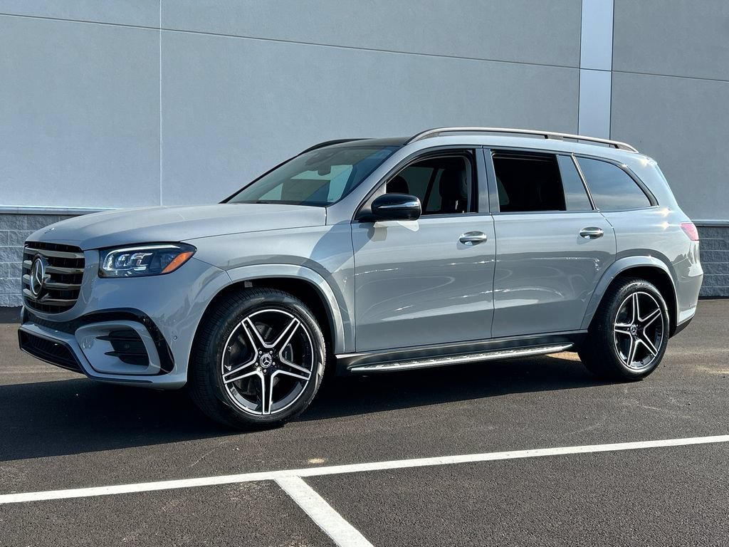 New 2026 MANUFAKTUR Alpine Grey Mercedes-Benz GLS 450 image 40