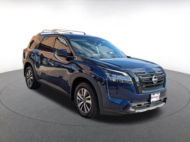 Used 2023 Blue Nissan SL image 1