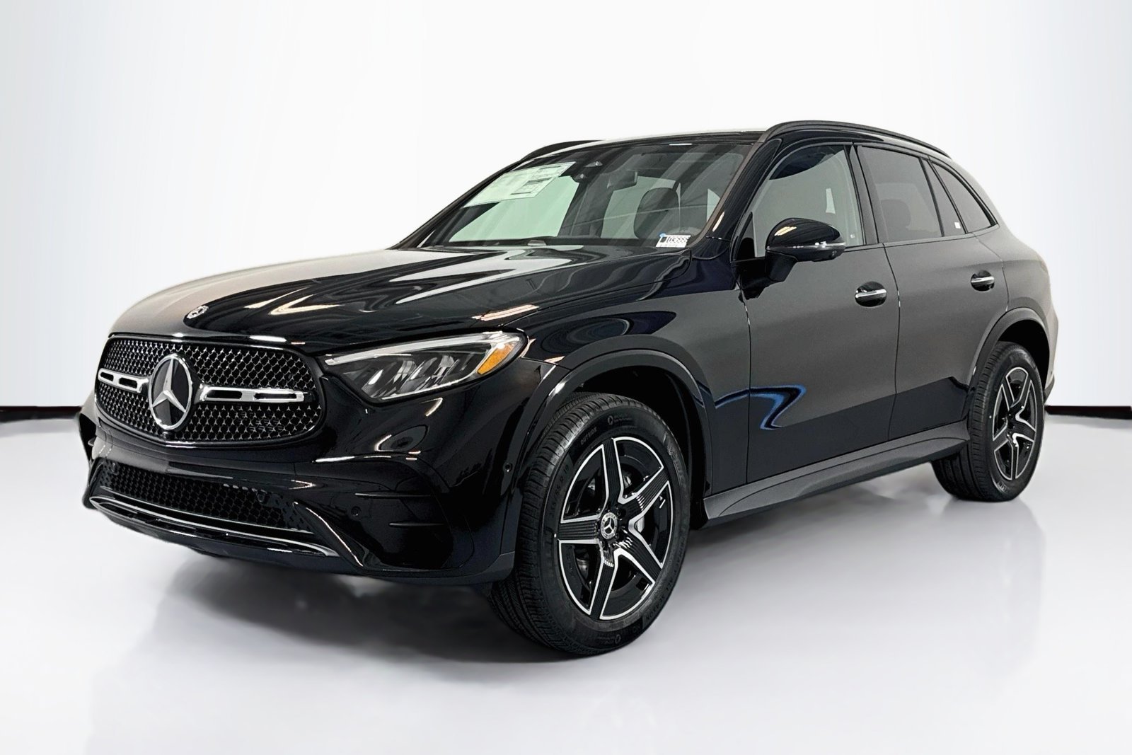 New 2026 Black Mercedes-Benz GLC 300 image 1