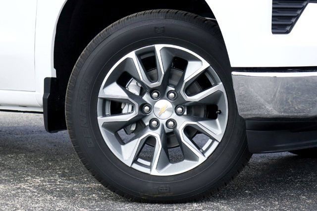 2026 Chevrolet Silverado 1500 LT - Photo 4