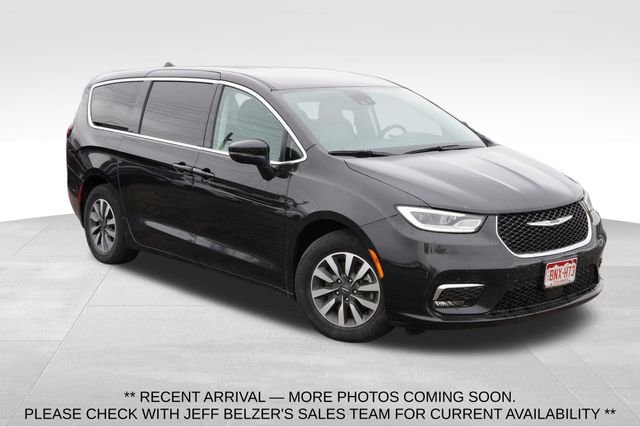 2023 Chrysler Pacifica Hybrid
