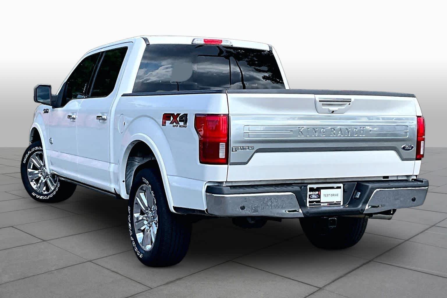 Used 2018 White Platinum Metallic Tri-Coat Ford King Ranch image 12
