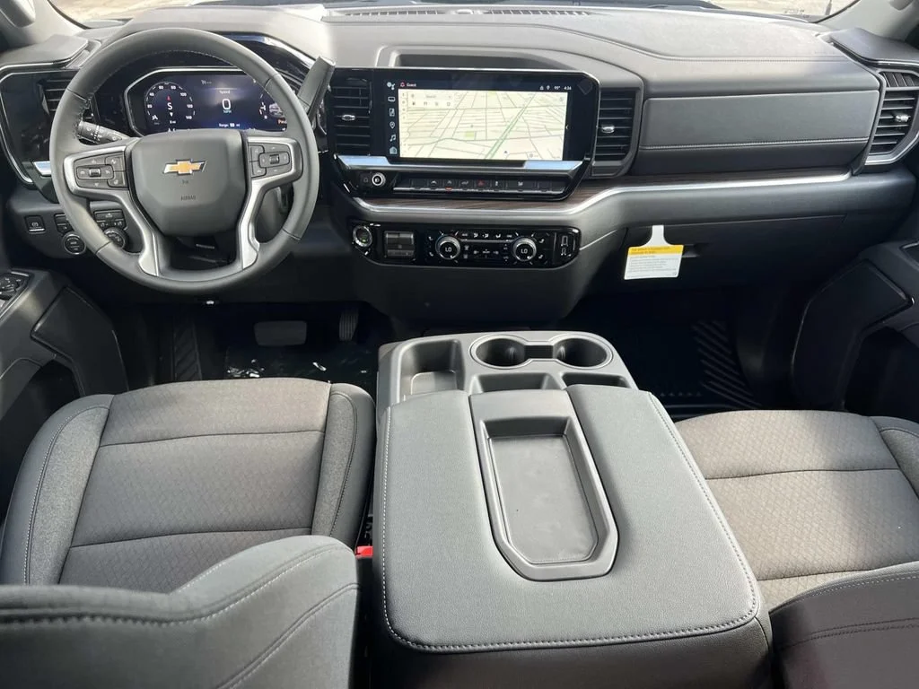 2026 Chevrolet Silverado 1500 LT - Photo 10