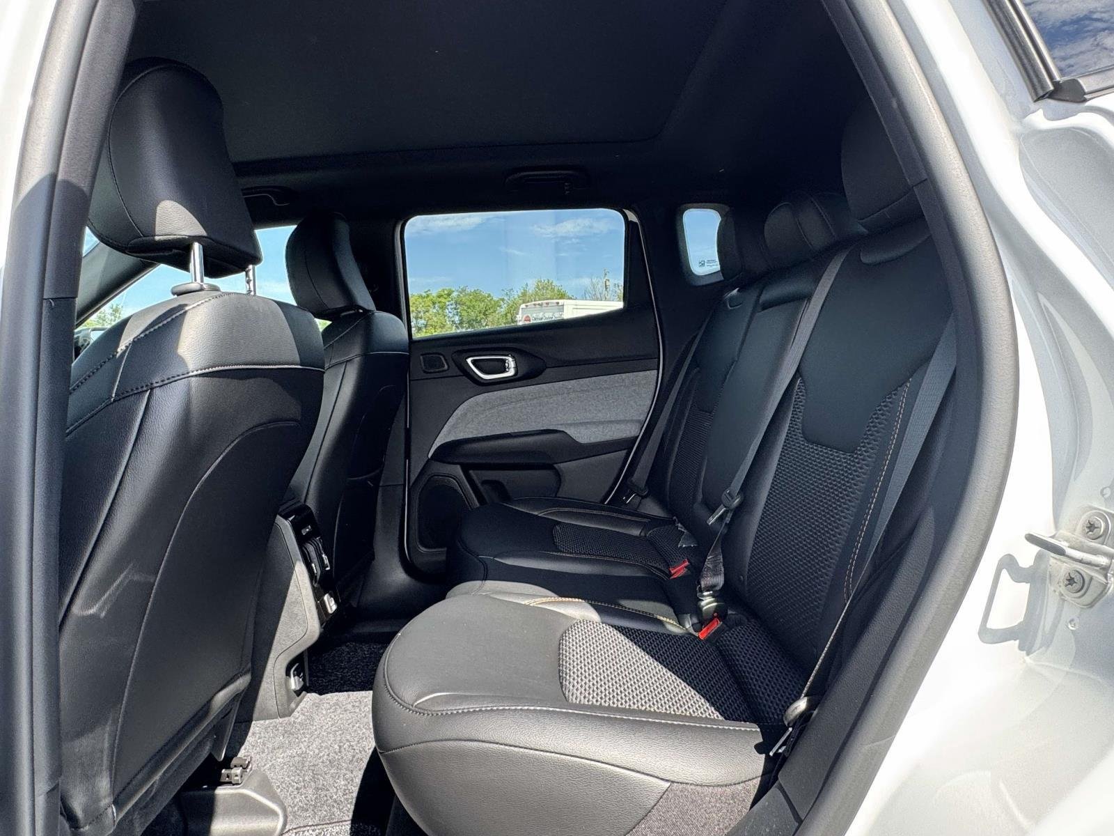 New 2026 Bright White Clearcoat Jeep  image 19