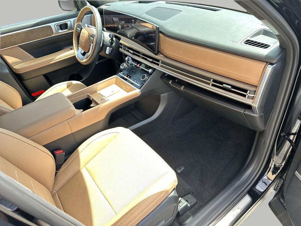 New 2026 Phantom Black Hyundai Calligraphy FWD image 26