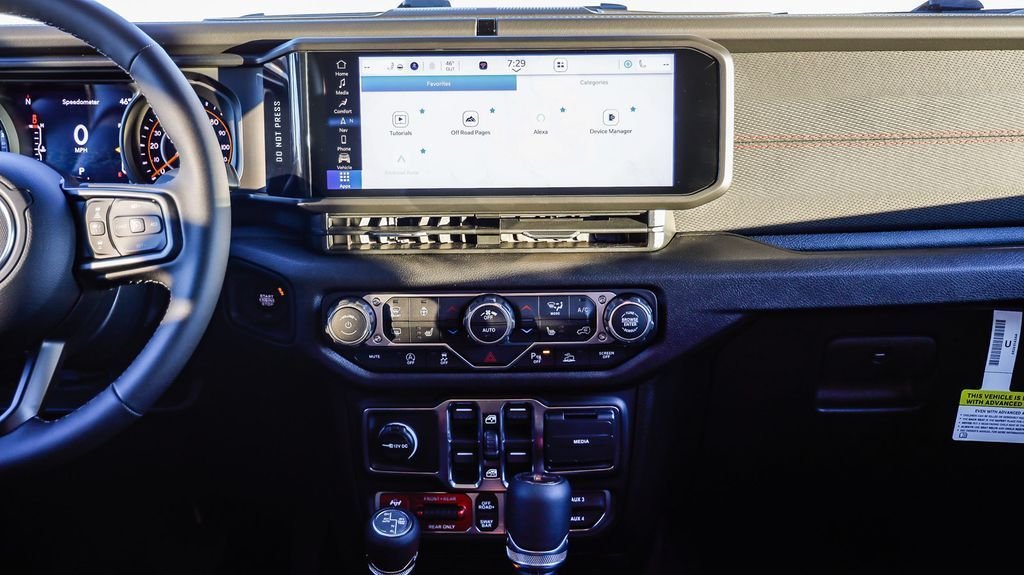 New 2026 Reign Jeep Rubicon X image 14