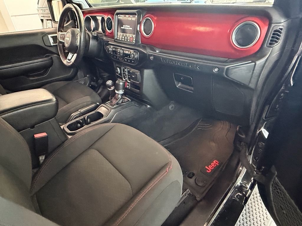 Used 2021 Black Jeep Unlimited Rubicon image 16