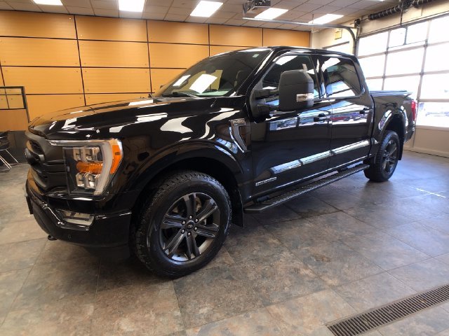 Certified Used 2023 Black Metallic Ford XLT image 3