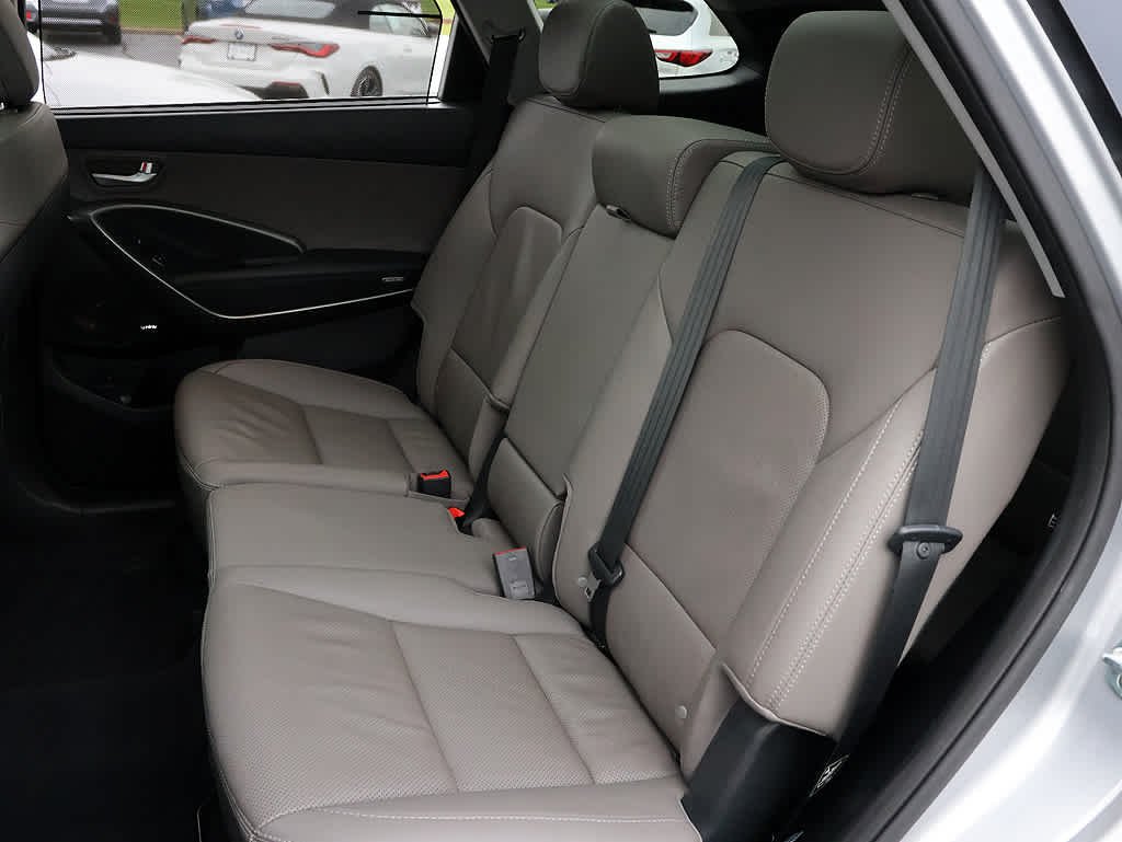 Used 2017 Iron Frost Hyundai SE Ultimate image 10