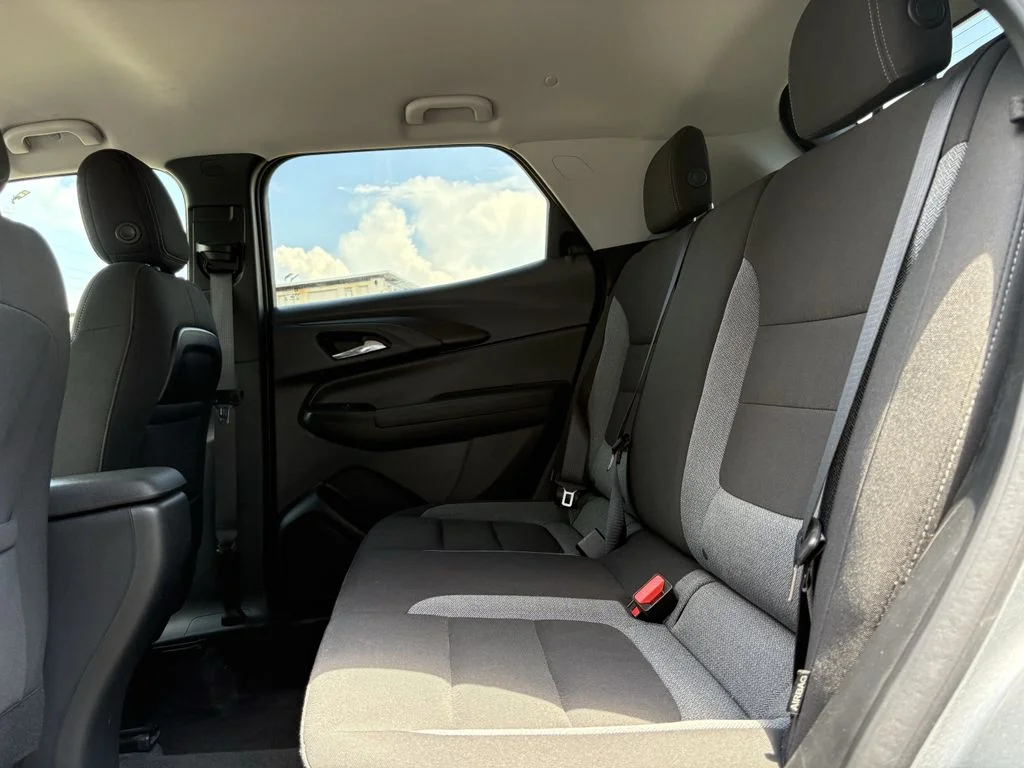 Used 2025 Sterling Gray Metallic Chevrolet LT image 24