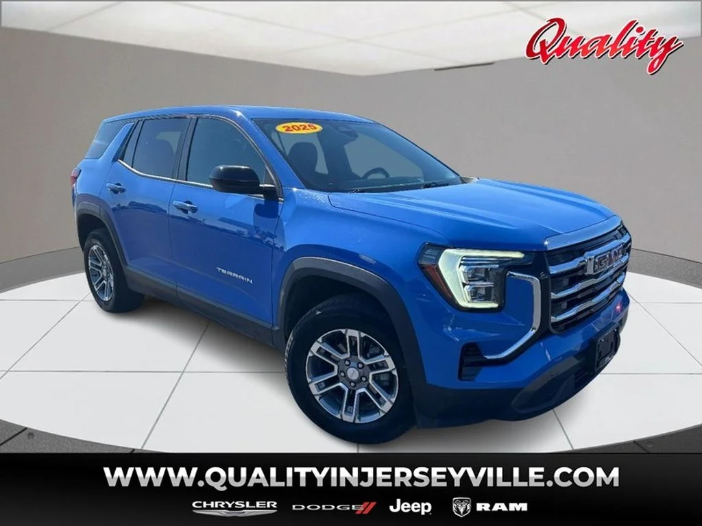 PRE-OWNED 2025 GMC TERRAIN AWD ELEVATION