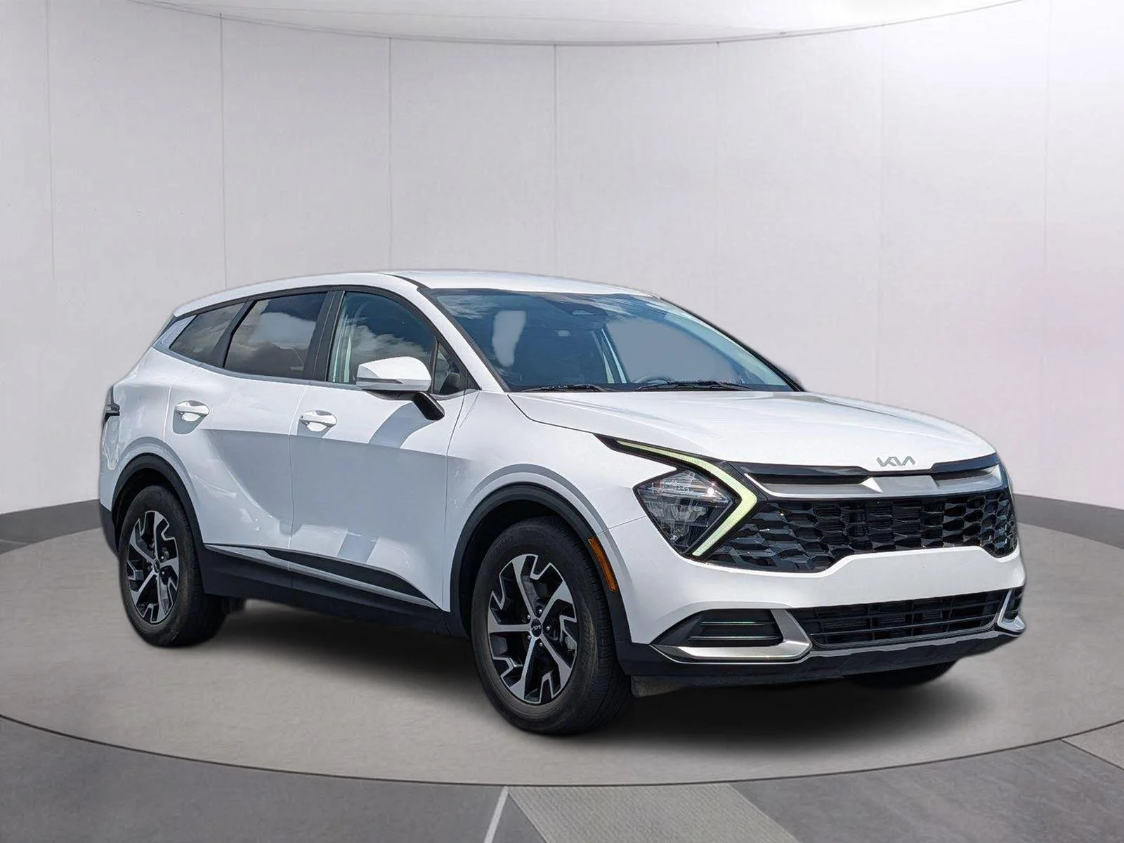 Used 2023 Glacial White Pearl Kia EX image 7