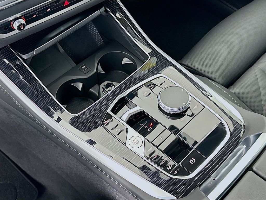 New 2026 Black Sapphire Metallic BMW xDrive40i image 15