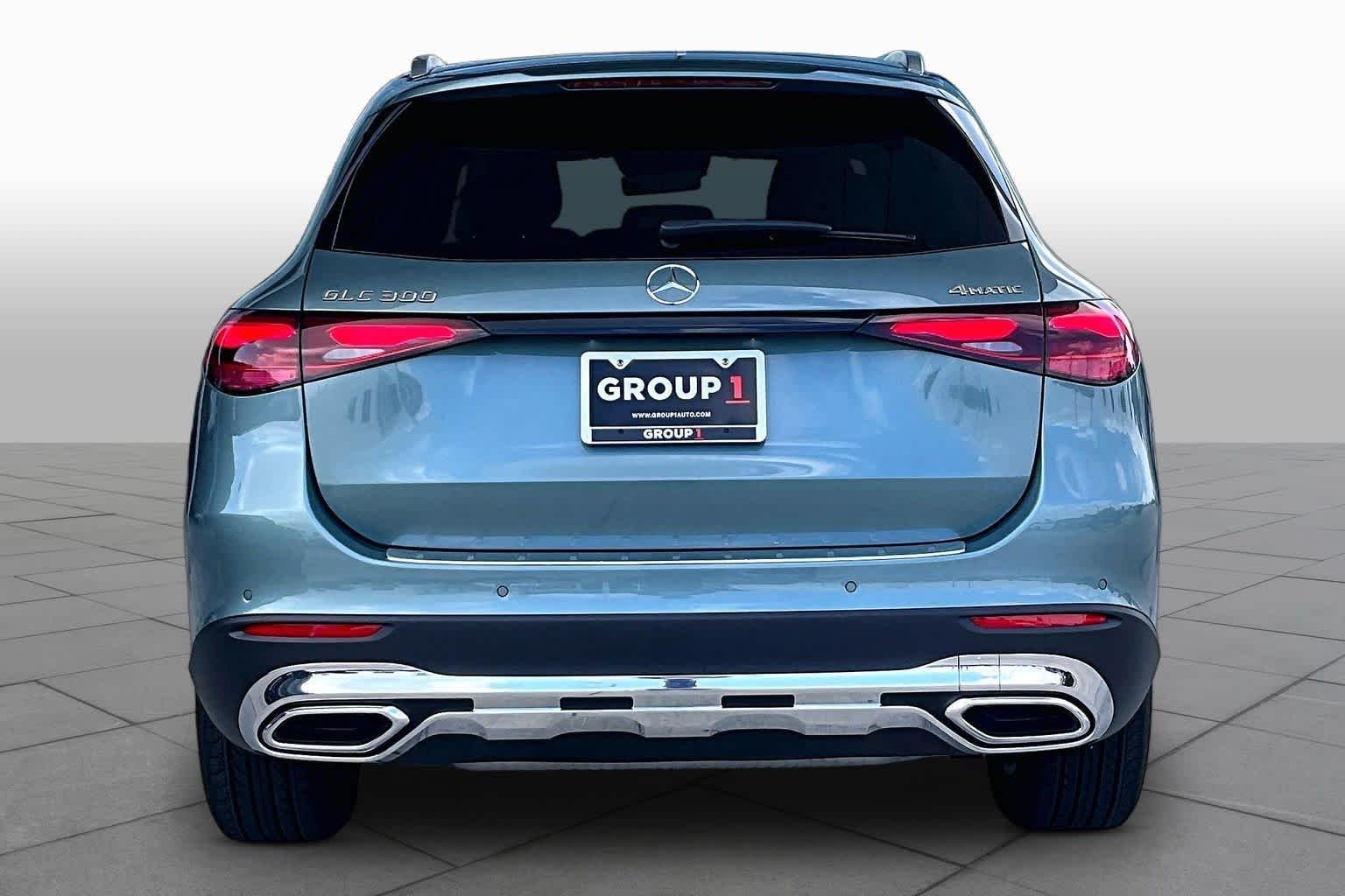 Used 2026 Verde Silver Metallic Mercedes-Benz GLC 300 image 5