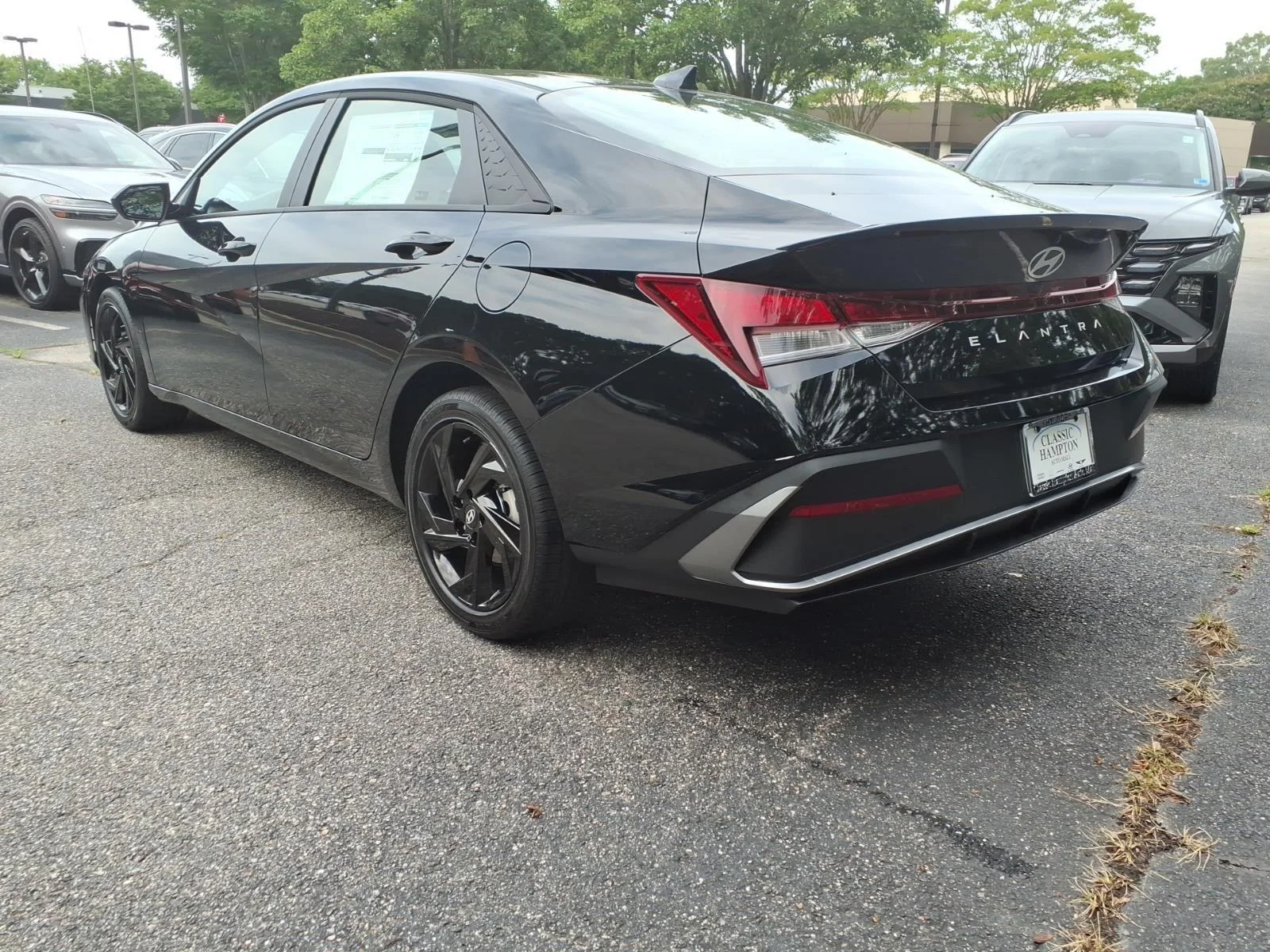 New 2026 Abyss Black Hyundai SEL Sport image 8