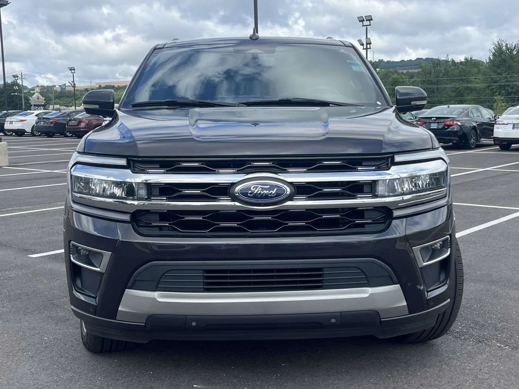 Used 2024 Gray Ford Limited image 8