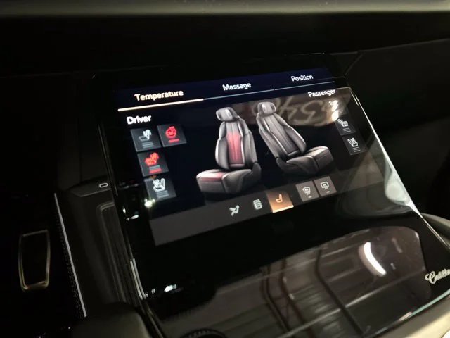 2027 Cadillac VISTIQ Luxury - Photo 17
