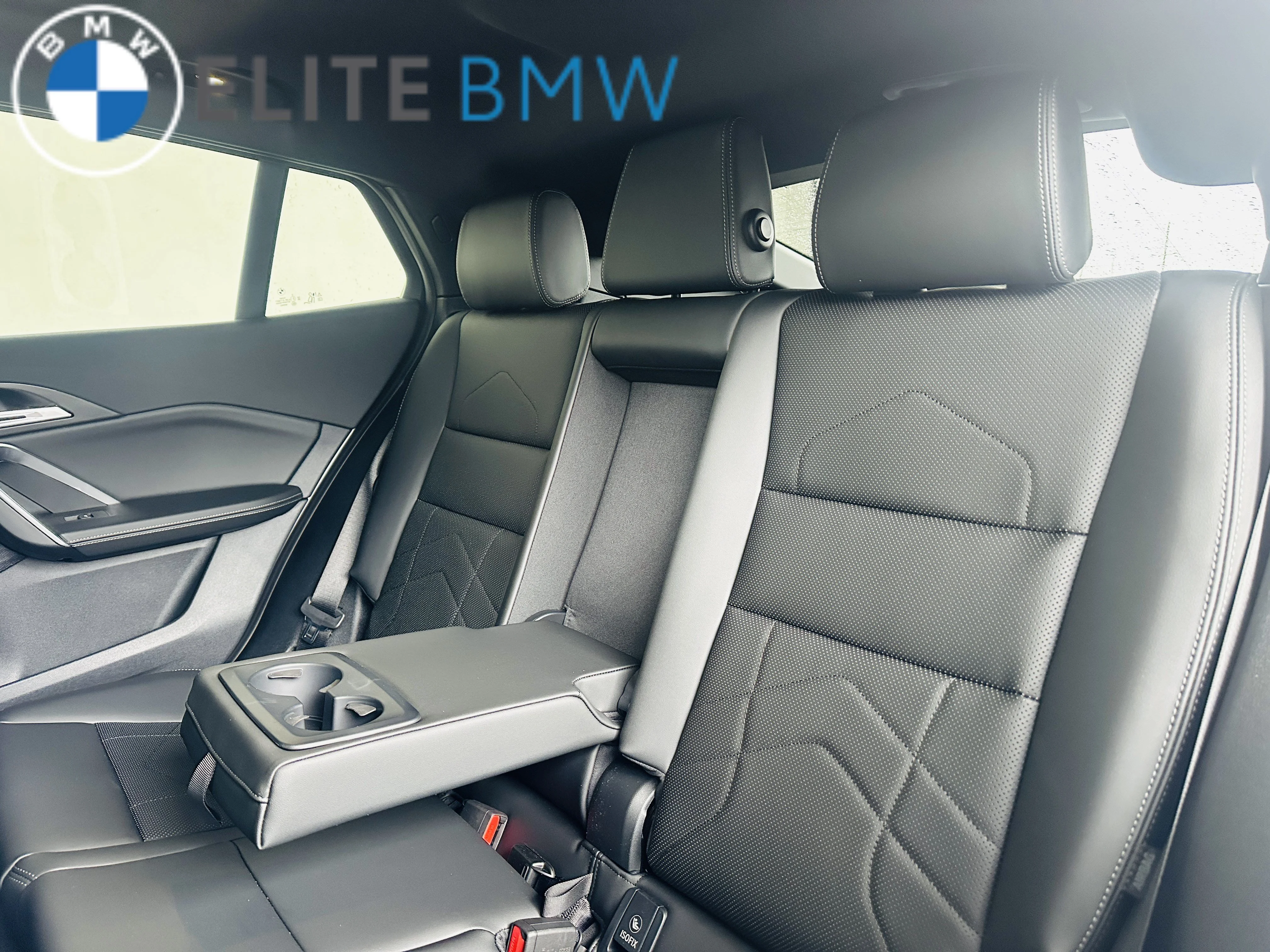 Used 2026 Mineral White Metallic BMW xDrive28i image 26