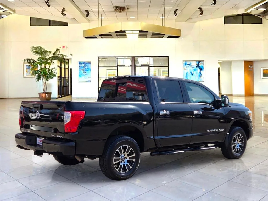 Used 2021 Black Nissan SV image 5