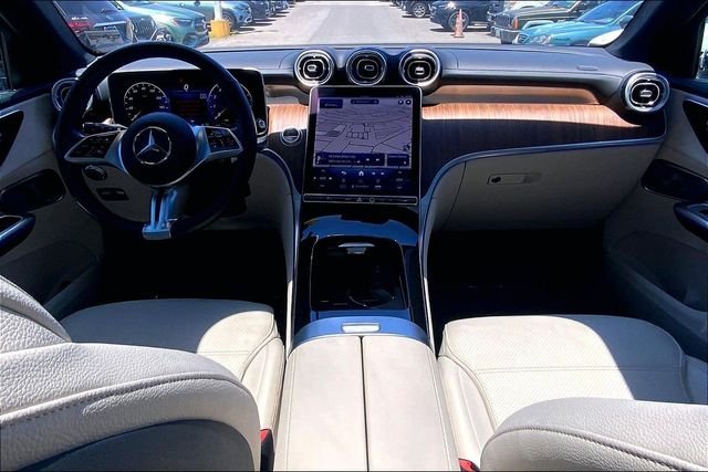 Certified Used 2023 White Mercedes-Benz GLC 300 image 12