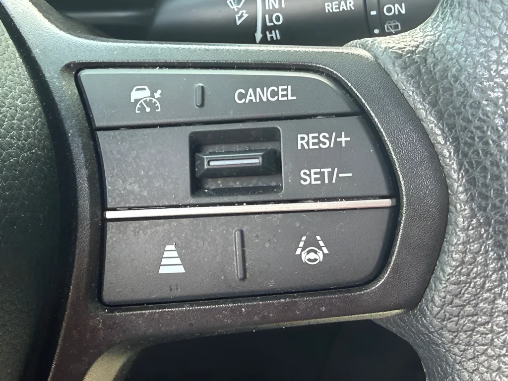 2024 Honda CR-V LX - Photo 18