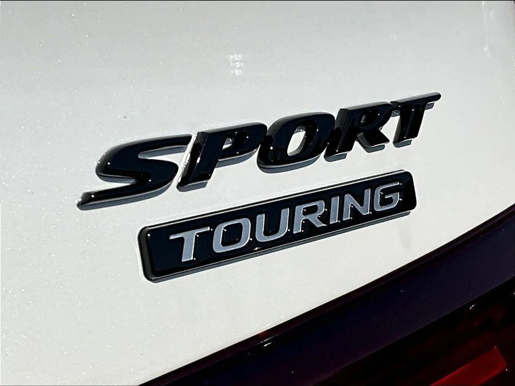 New 2026 Platinum White Pearl Honda 2WD Sport Touring Hybrid image 23