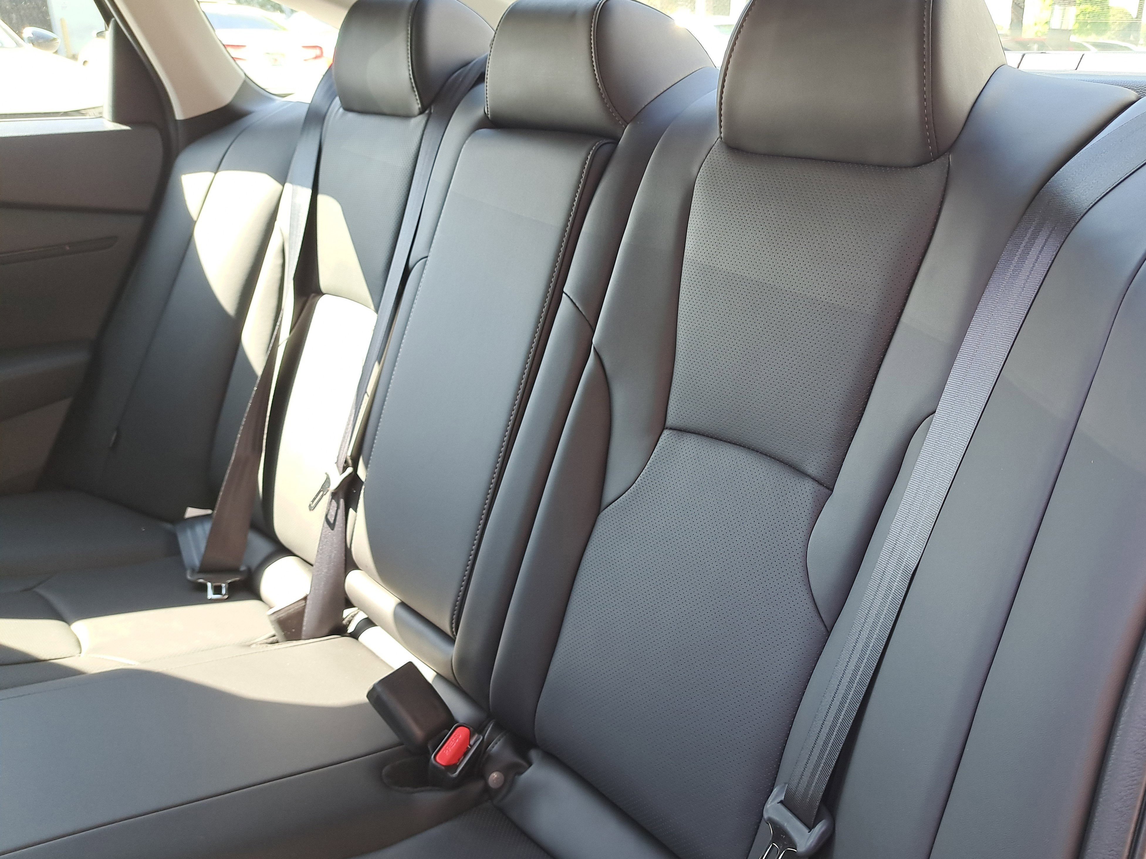 New 2026 Urban Gray Pearl Honda EX-L image 12