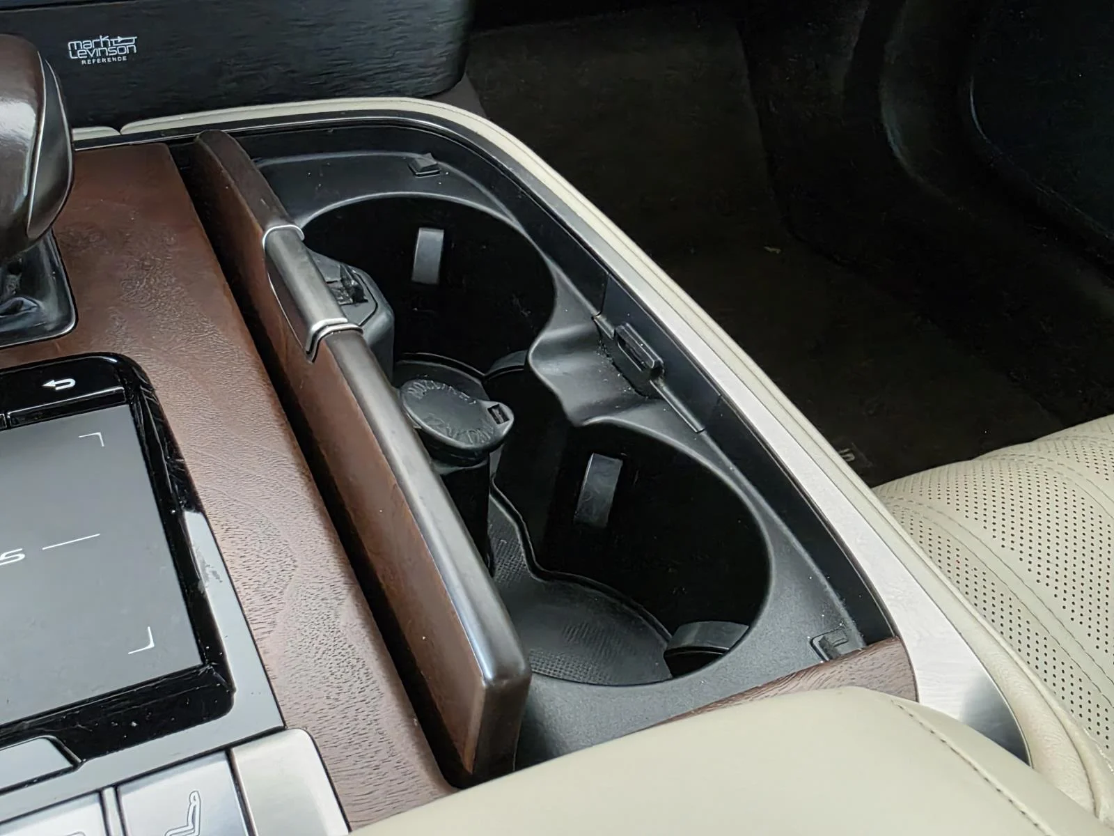 2020 Lexus LS Base - Photo 23