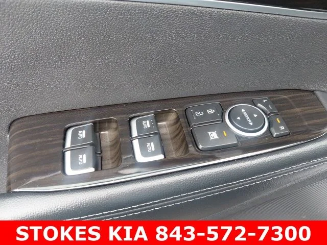 Used 2020 Silver Kia EX image 19