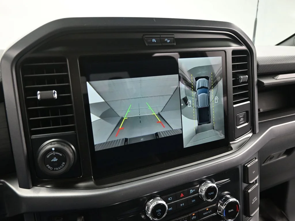 New 2026 Carbonized Gray Metallic Ford XLT image 15