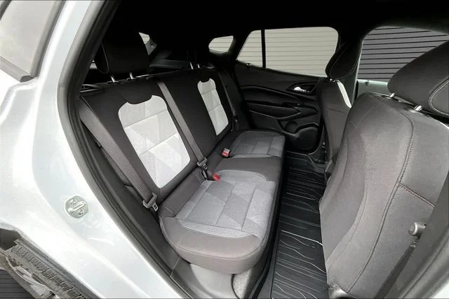 2026 Chevrolet Trax RS - Photo 9