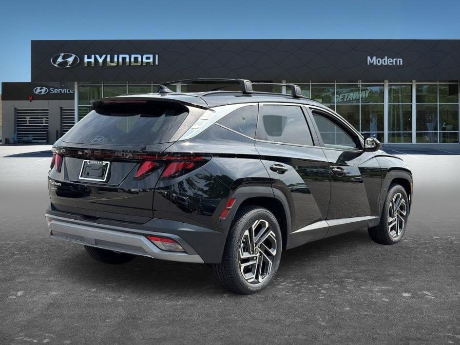 New 2026 Phantom Black Hyundai SEL Plus FWD image 17