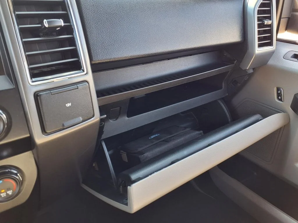Used 2020 Silver Ford XLT image 12