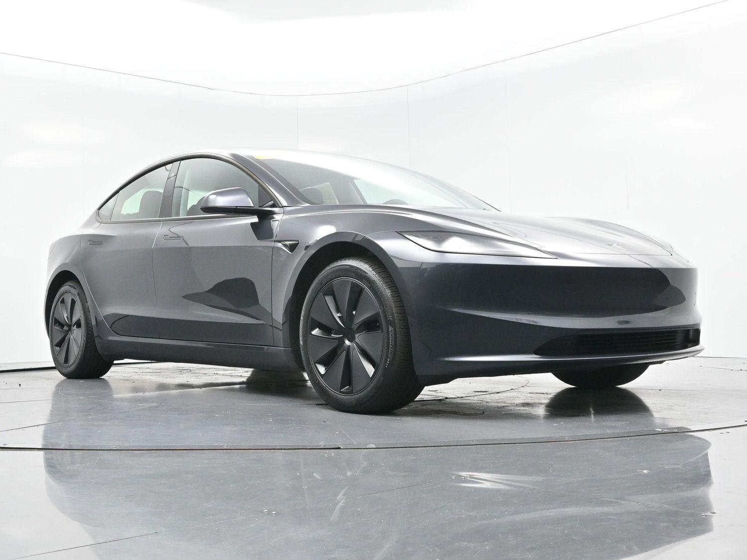 Used 2025 Stealth Grey Tesla Long Range image 39